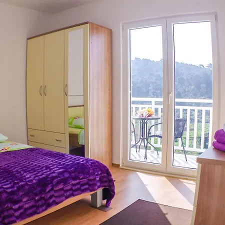 Frano Apartamento Ropa